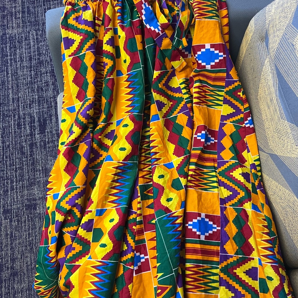 Colorful Geometric Patterned Skirt - Picture 7 of 8